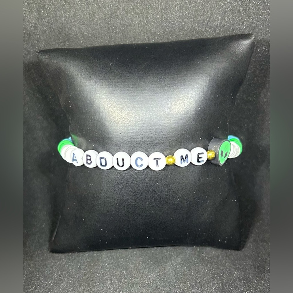 Abduct Me (Alien) Heishi Bracelet